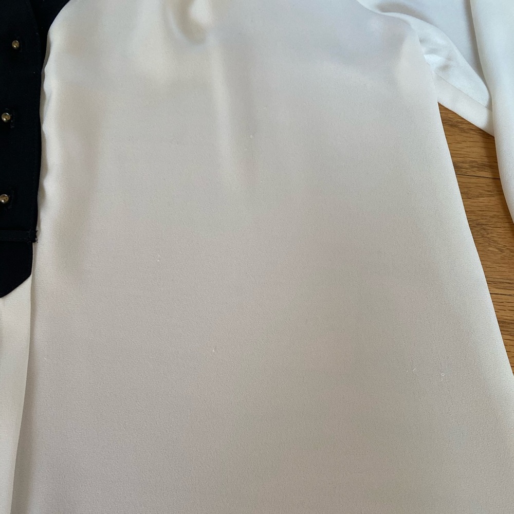 NWOT Express Long Sleeve Blouse - Picture 9 of 9